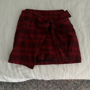 Aritzia Wilfred Skirt